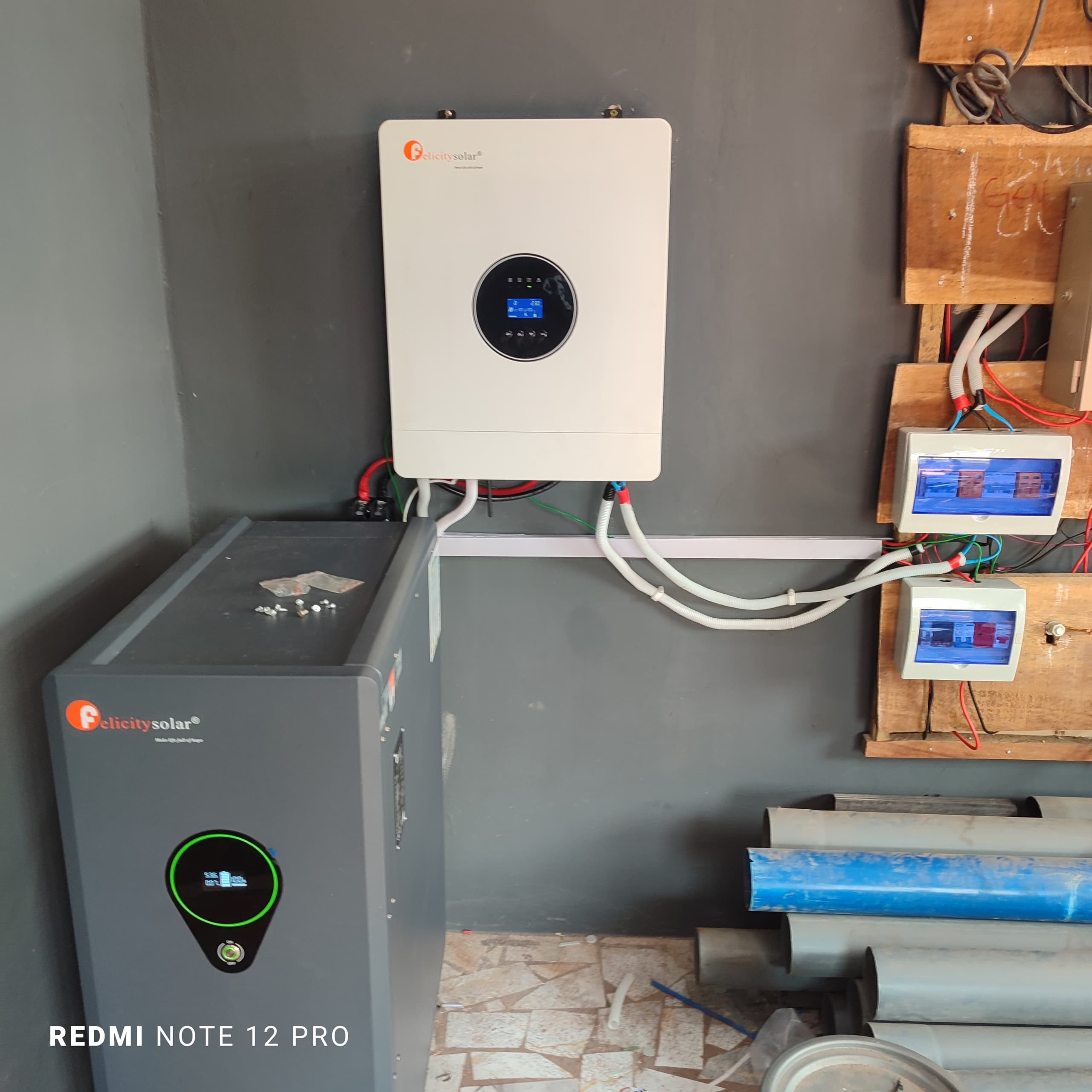 Felicity solar inverter and battery tower